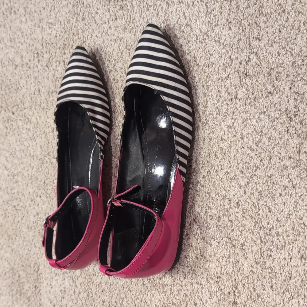 Cosmopolitan Flats - Picture 3 of 13